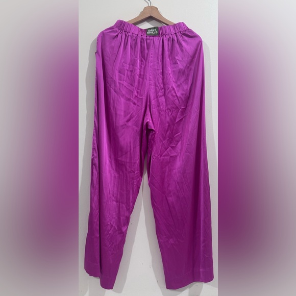 Daily Drills Fuchsia Satin Pants - Picture 6 of 11